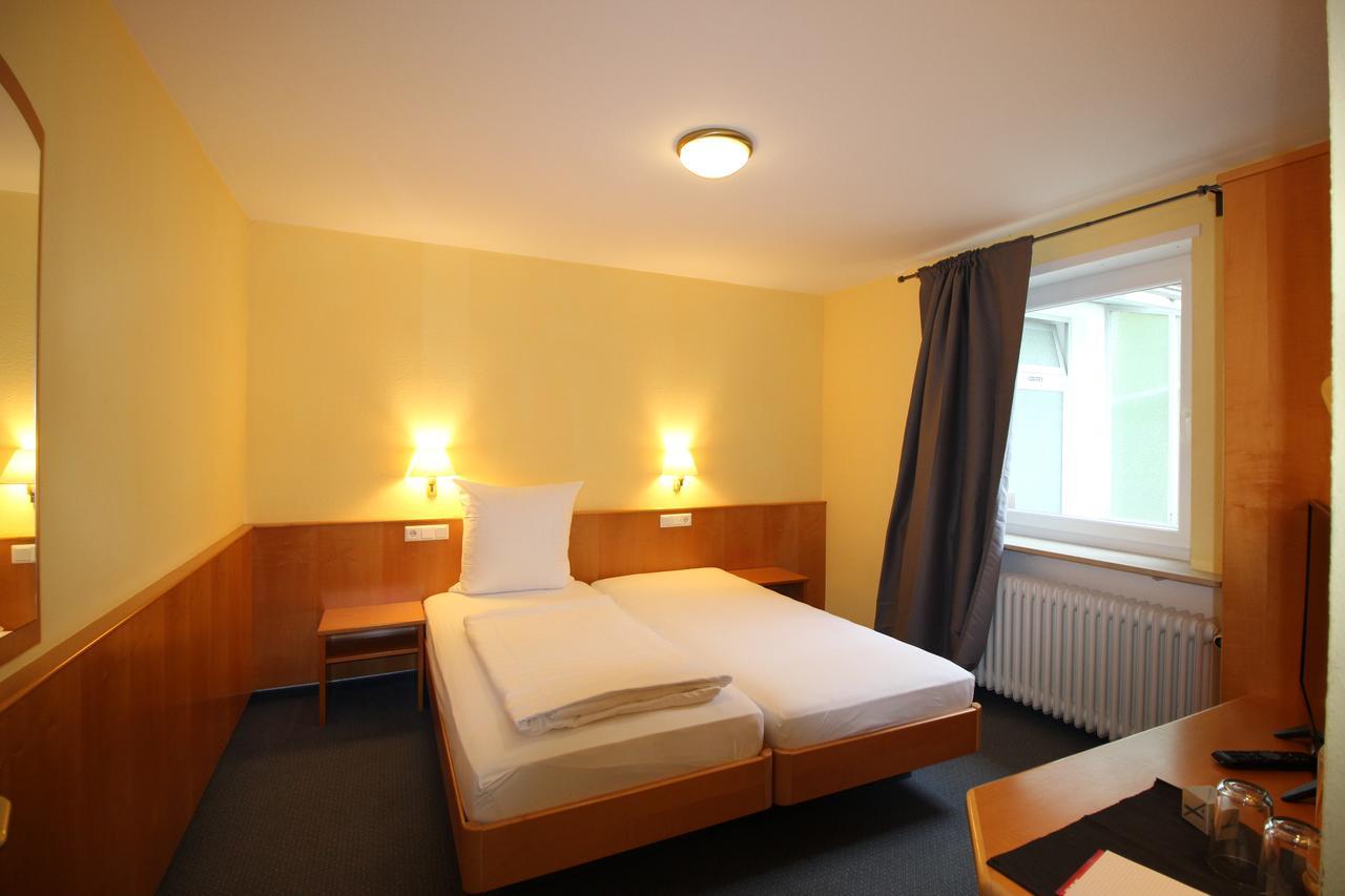 Hotel Berghof Albersweiler Εξωτερικό φωτογραφία