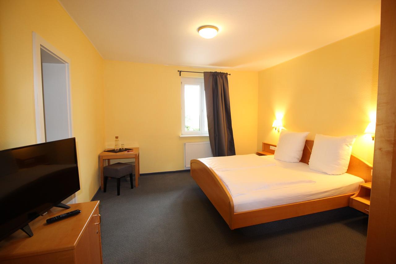 Hotel Berghof Albersweiler Εξωτερικό φωτογραφία